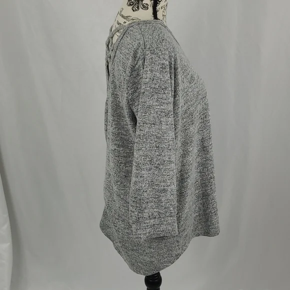 Grey Sweater criss Cross back - Picture 2 of 4